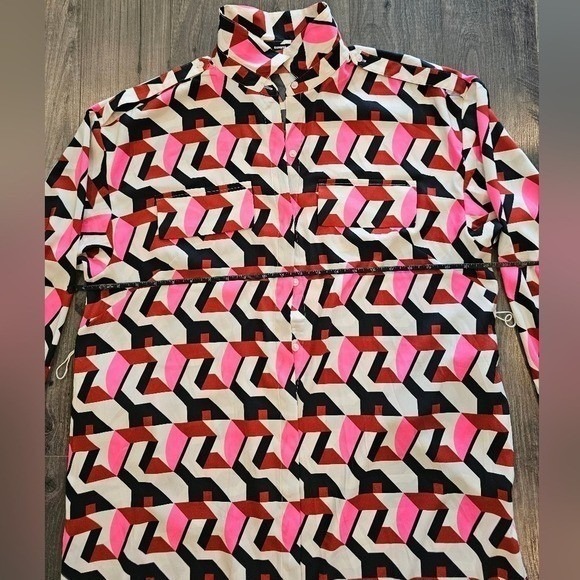 L Express Black White Red Long Sleeve Cuffed Button Down Shirt Dress Career
SNL - Picture 7 of 16